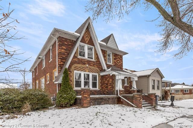 Property Photo:  1520 Garfield Avenue  MI 48146 