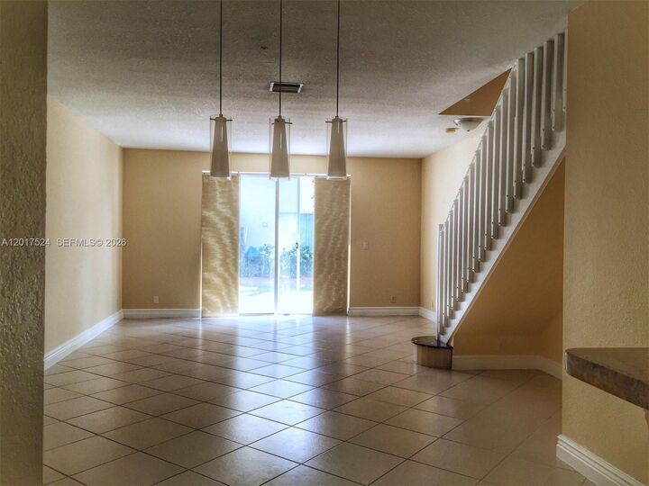 Property Photo:  2180 Ensenada Ter  FL 33327 