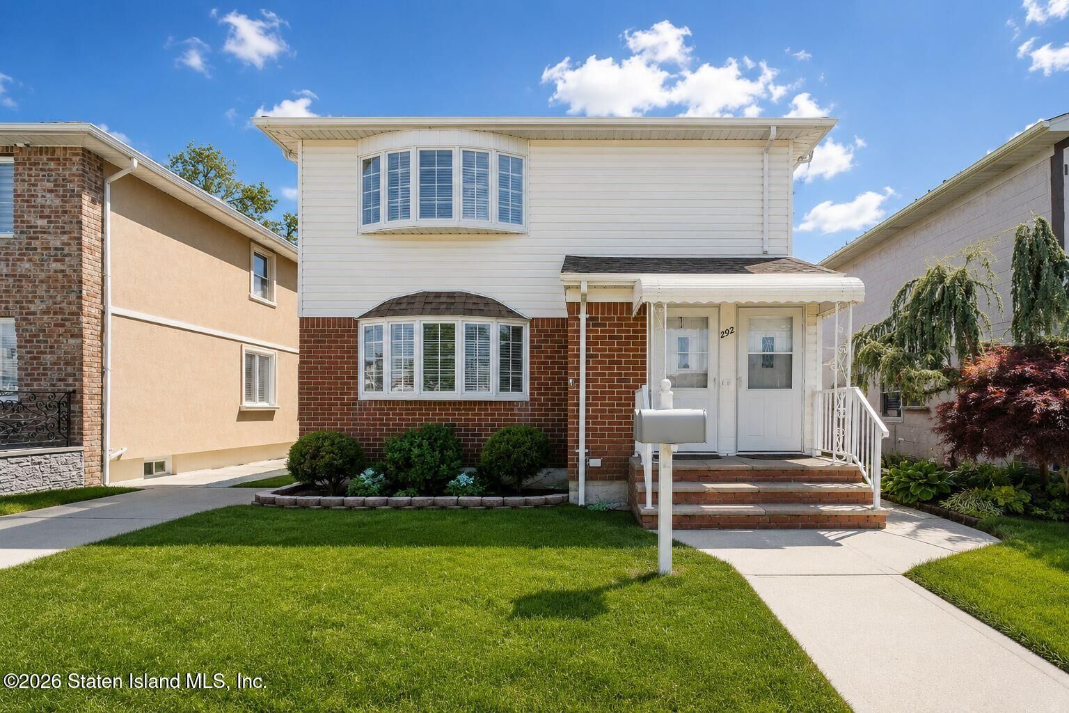 Property Photo:  292 Chesterton Avenue  NY 10306 