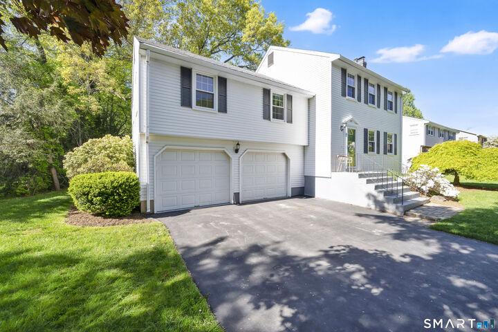 Property Photo:  347 Great Swamp Road  CT 06033 