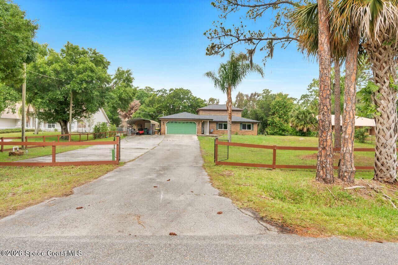 Property Photo:  2590 New York Street  FL 32904 