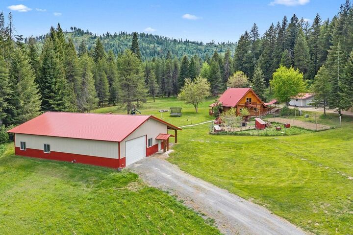 Property Photo:  2111 H Dry Creek Rd  WA 99109 