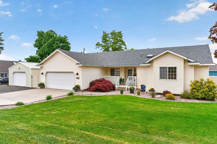 Property Photo:  13707 E 12th Ave  WA 99216 