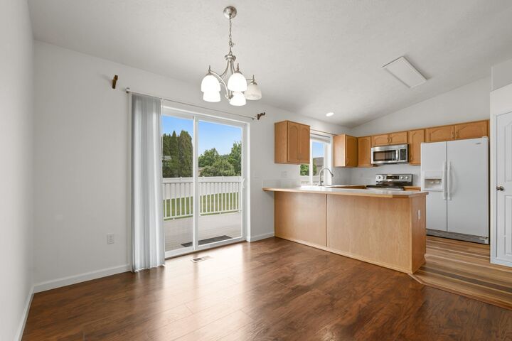 Property Photo:  1616 N Rio Grande Ln  WA 99016 