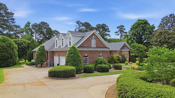 Property Photo:  305 Old South Road  SC 29334 