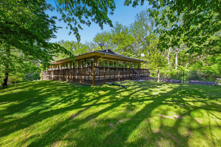 Property Photo:  2656 Wa-Shaw-Tee Road  IA 51640 