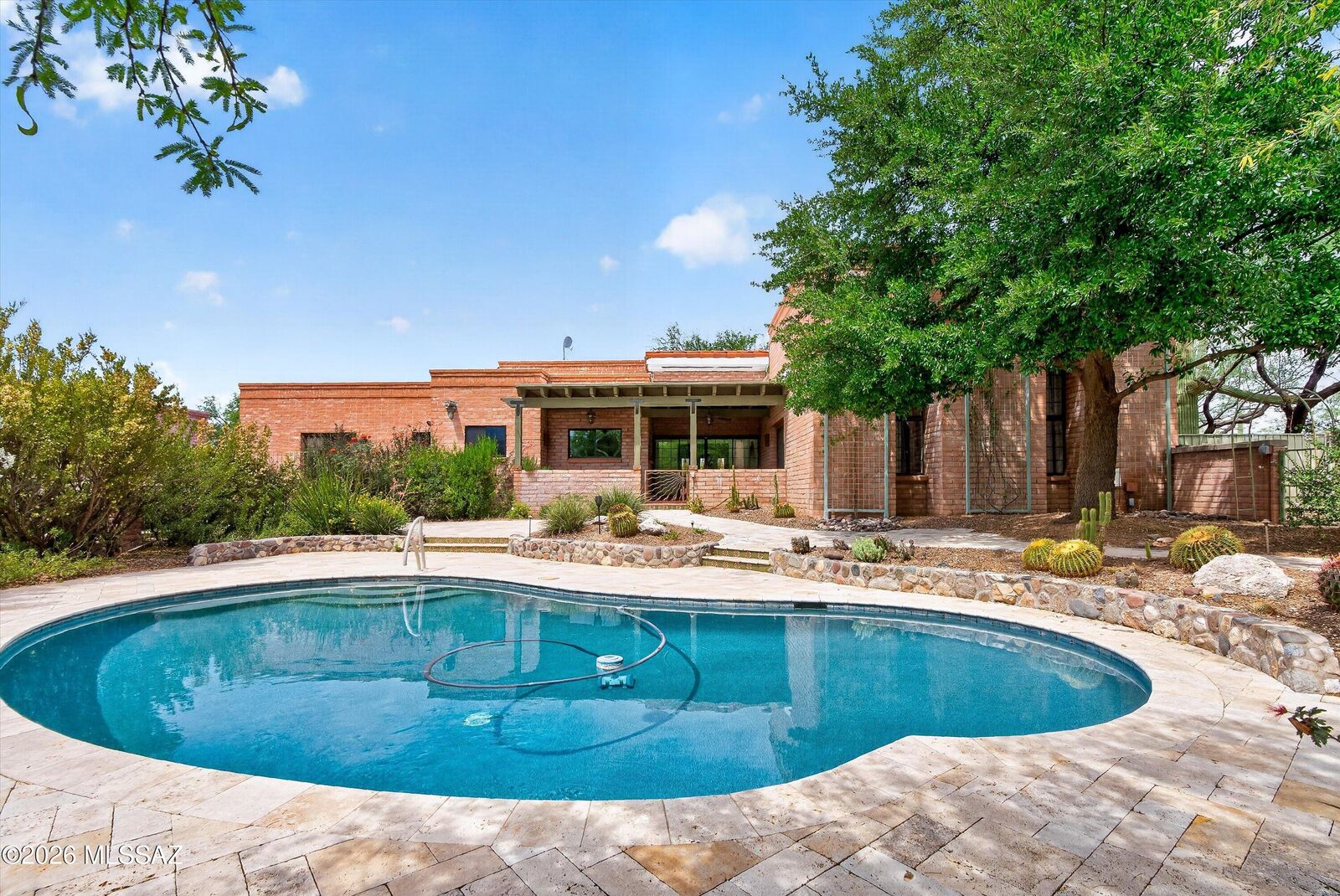 Property Photo:  13630 E Camino La Cebadilla  AZ 85749 