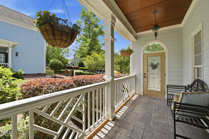 Property Photo:  1612 Green Oaks Parkway  NC 27540 