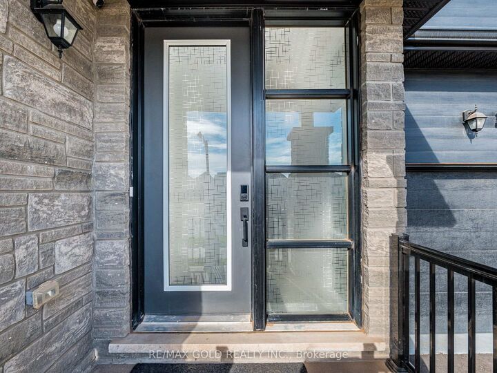 Property Photo: 1339 Pellican Pass ON L6H 7Z9