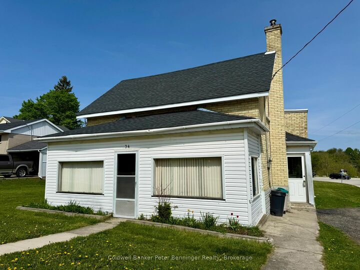 34 McGivern Street W — photo 1