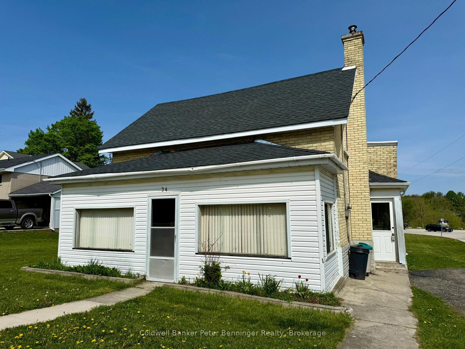Property Photo: 34 McGivern Street W ON N0G 2V0