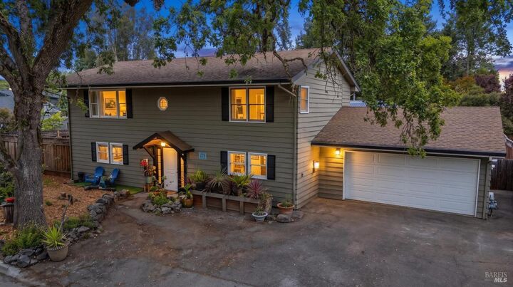 Property Photo:  279 Valparaiso Avenue  CA 94931 