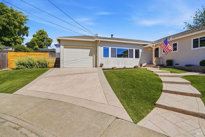 Property Photo:  32 Colinda Drive  CA 94952 