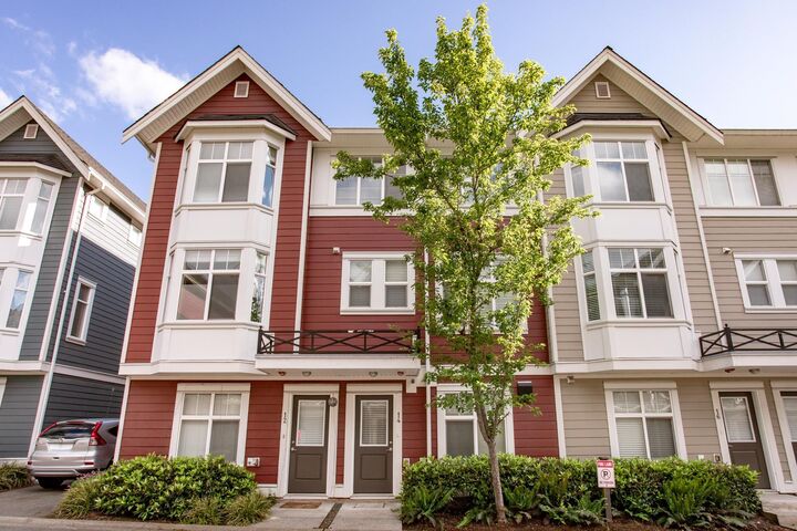 Property Photo:  20852 77A Avenue 14  BC V2Y 0R8 