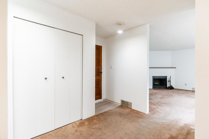 Property Photo:  1304 West 7th Avenue  BC V6H 3W5 