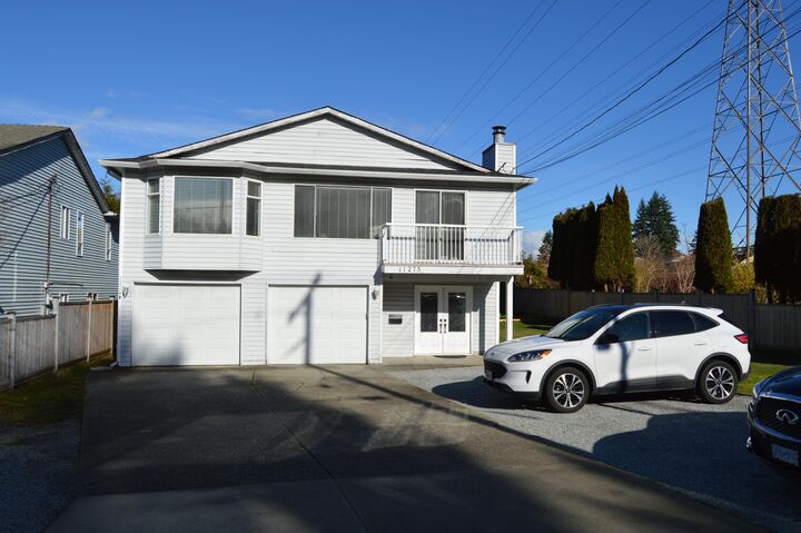 11275 72 Avenue — photo 1