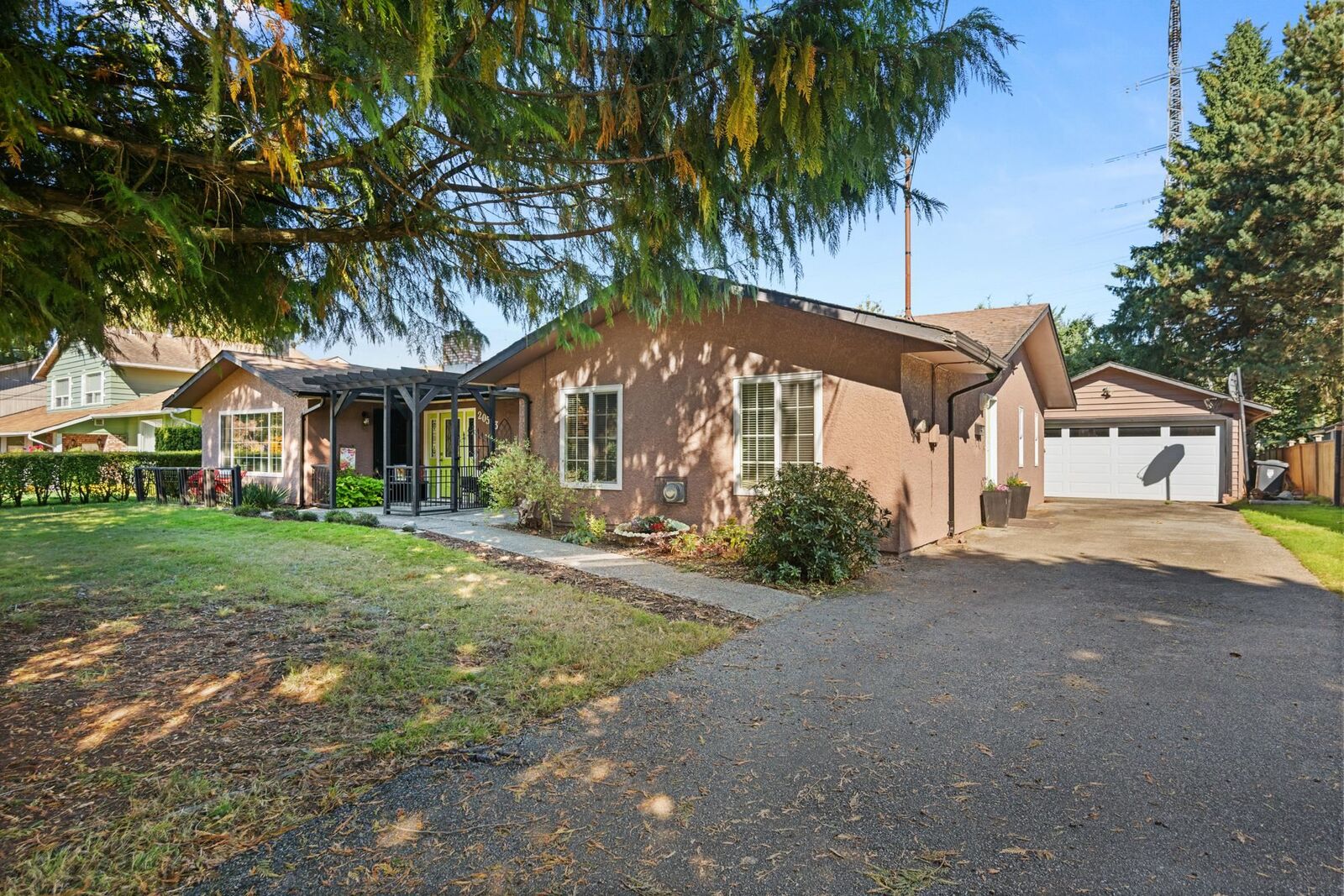 Property Photo: 20553 43A Avenue BC V3A 3C7