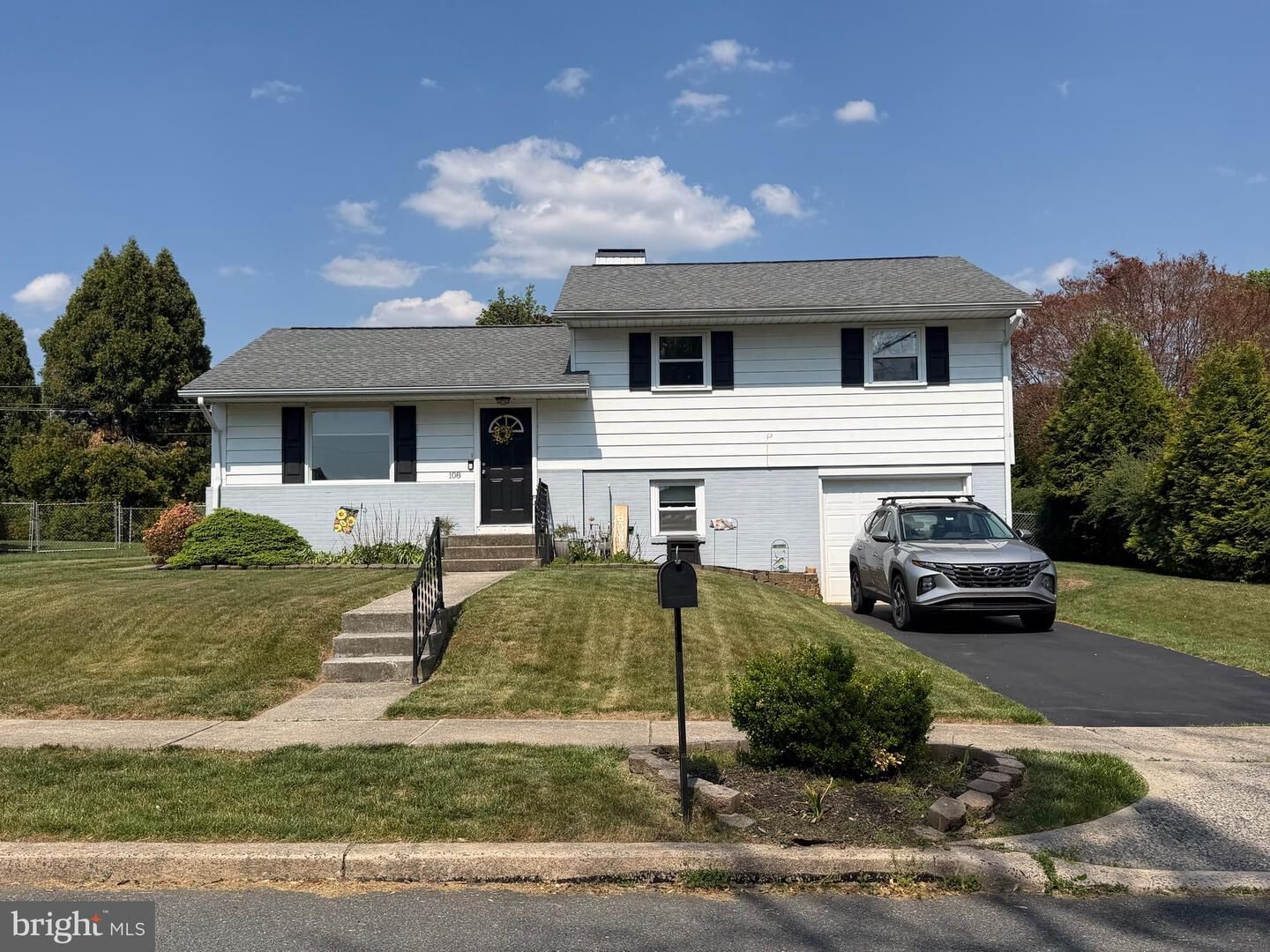 Property Photo:  108 Center Lane  PA 19606 