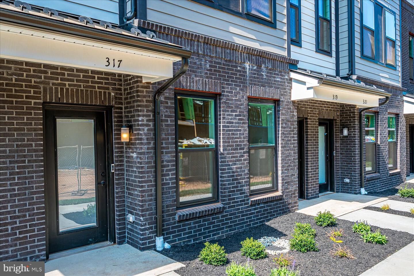 Property Photo:  317 Sadie Circle  NJ 08901 