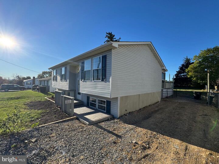 Property Photo: 419 Summit Avenue VA 22601