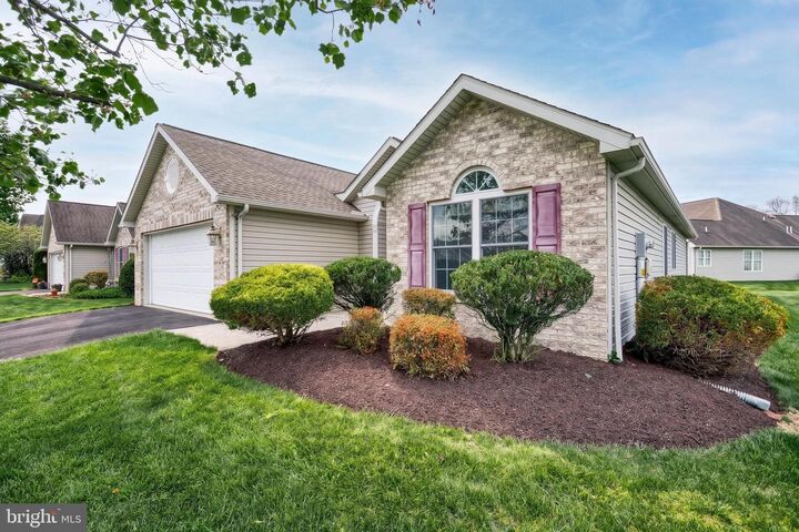 Property Photo: 61 Longwood Drive PA 17050