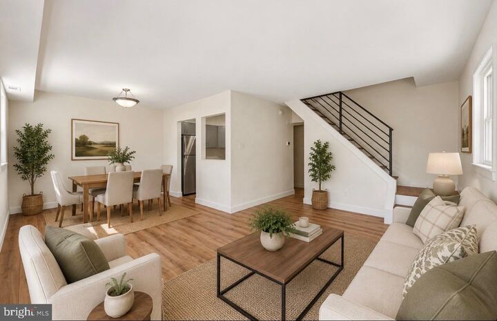 Property Photo:  605 W Market Street 35  PA 19382 