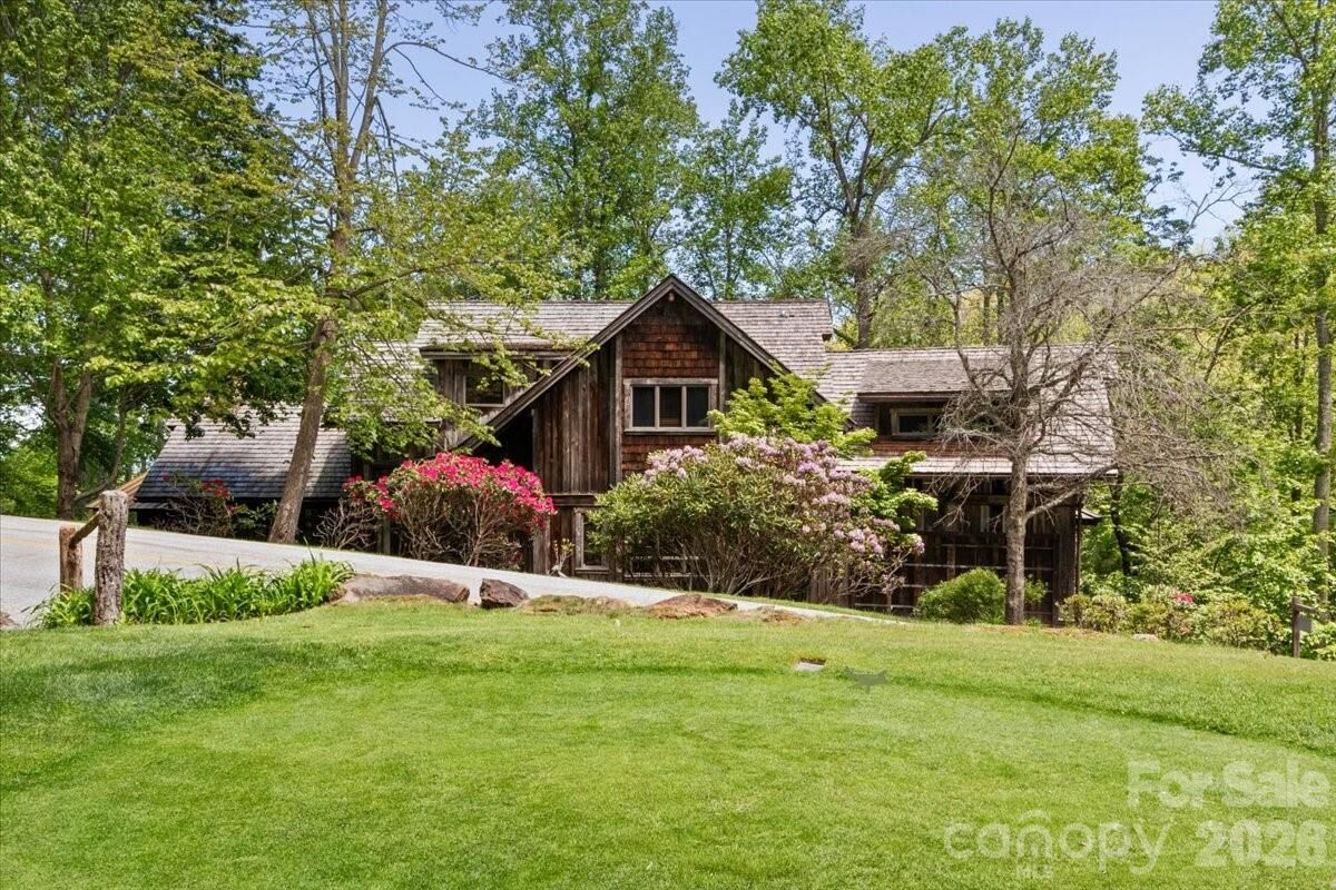 Property Photo:  56 Spring House Drive  NC 28714 