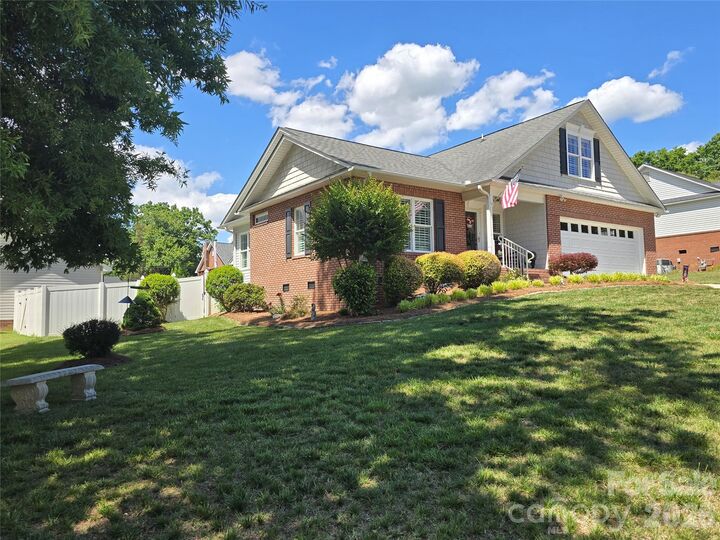 Property Photo:  587 Marigold Drive  NC 28083 