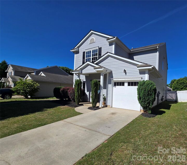 Property Photo:  949 Willow Creek Drive  NC 28054 