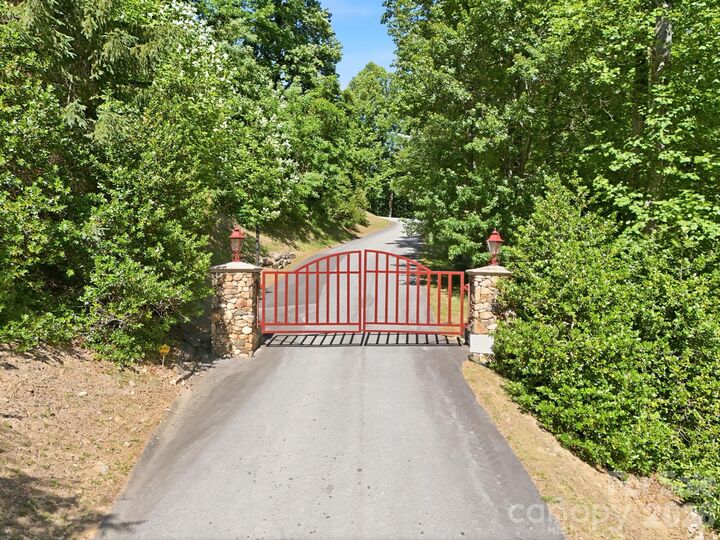 Property Photo: 99999 Cliffledge Trail NC 28711