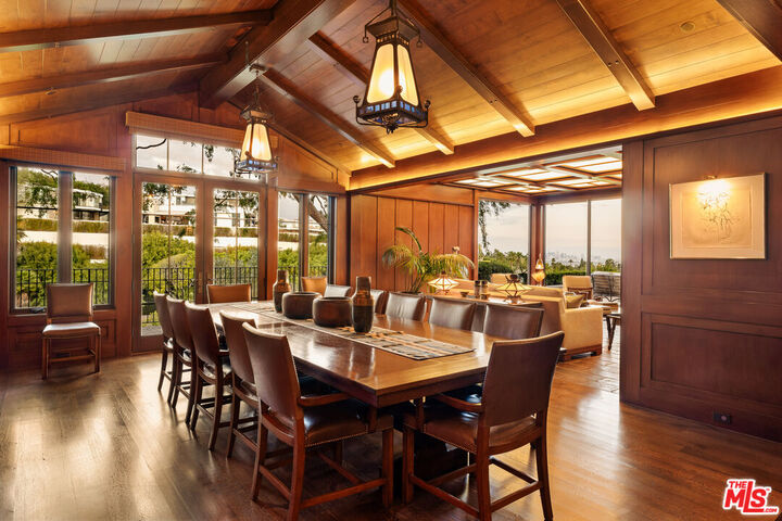Property Photo: 1166 Summit Dr CA 90210