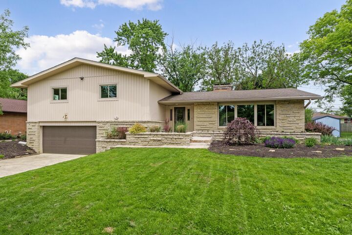 Property Photo:  2740 Sonata Drive  OH 43209 