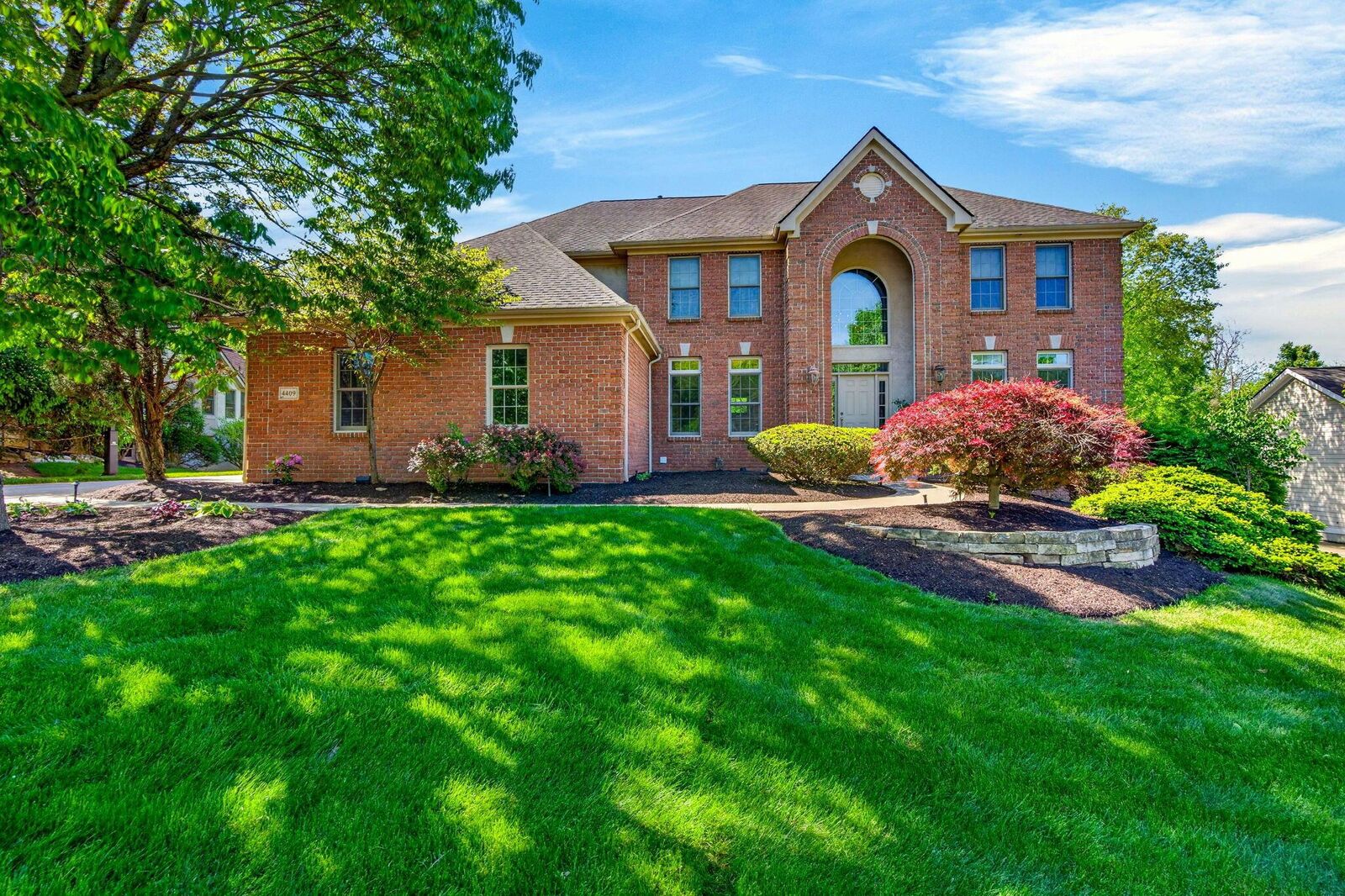 Property Photo:  4409 Wyandotte Woods Boulevard  OH 43016 