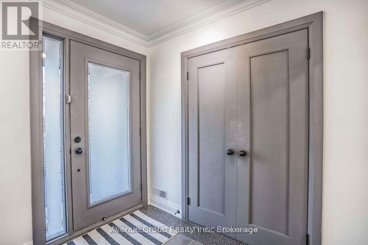 Property Photo: 38 Hopperton Drive Main ON M2L 2S6