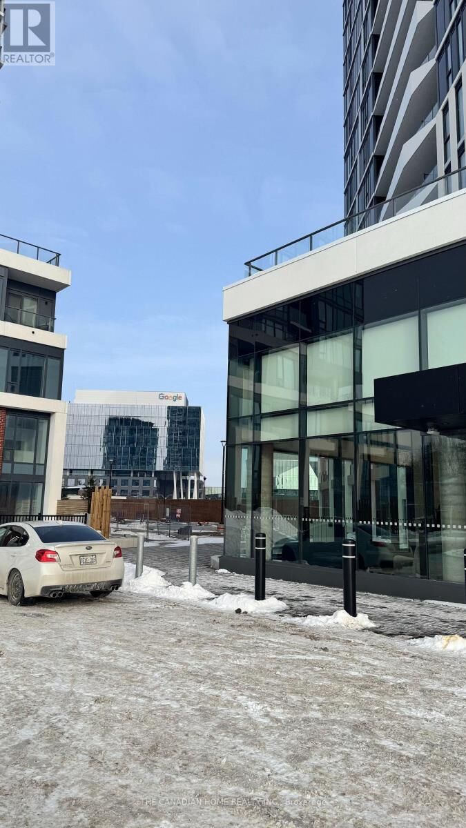 Property Photo: 25 Wellington St Street 3305 ON N2G 0G5