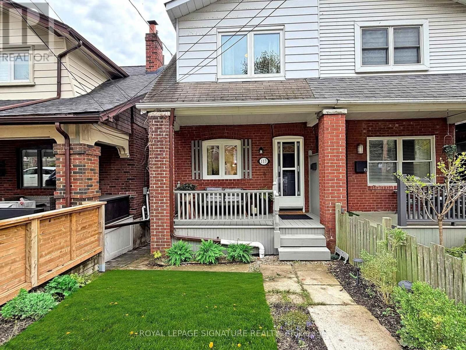 Property Photo:  117 Burgess Avenue  ON M4E 1X3 