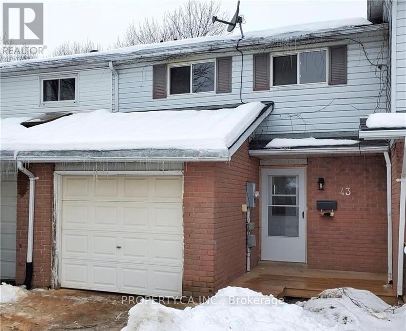 Property Photo:  43 Barrett Crescent  ON L4N 5A4 