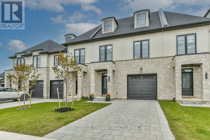 Property Photo:  6682 Hayward Drive  ON N6P 0J5 