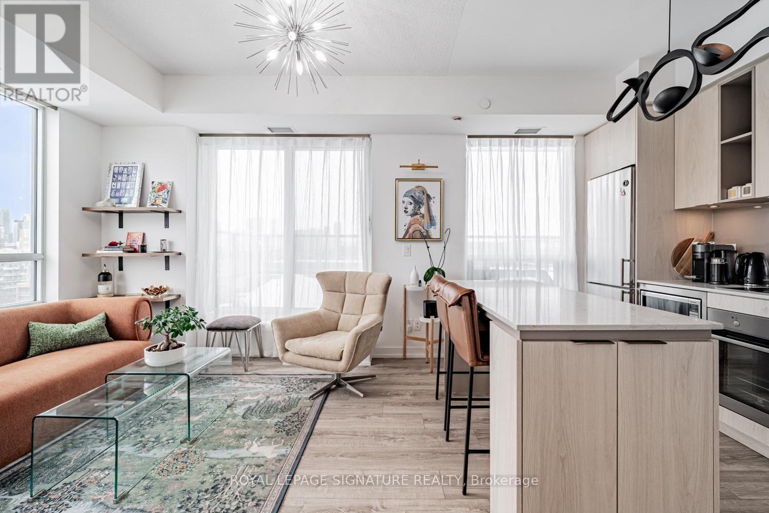 Property Photo:  200 Sackville Street 1207  ON M5A 0C4 