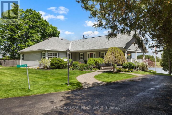 Property Photo:  1 Rideau Glen Drive  ON K2C 3H1 