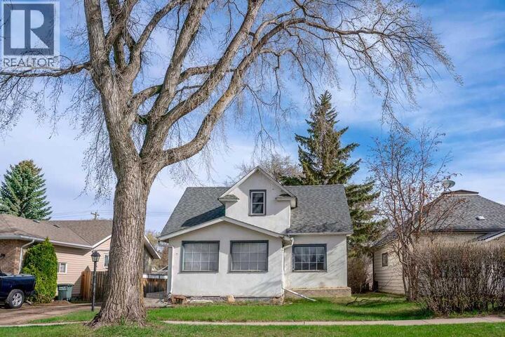 Property Photo:  4716 52 Avenue  AB T9X 1S5 