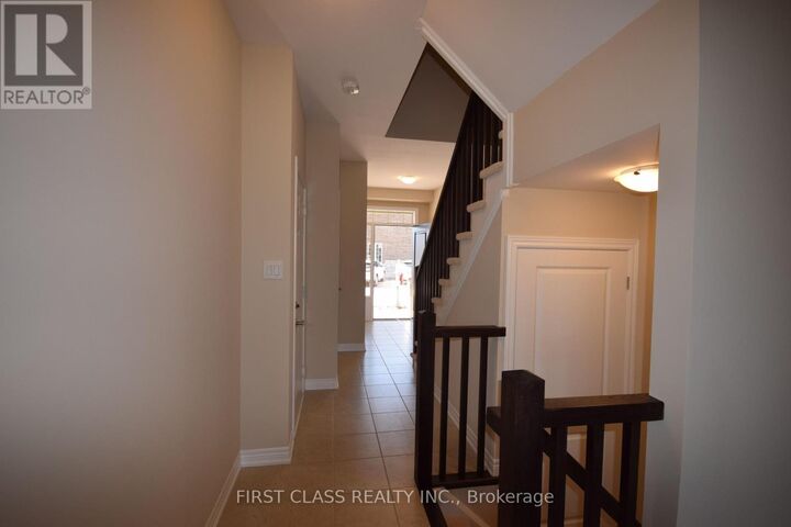 Property Photo:  3273 Mockingbird Common Court  ON L6H 0W9 