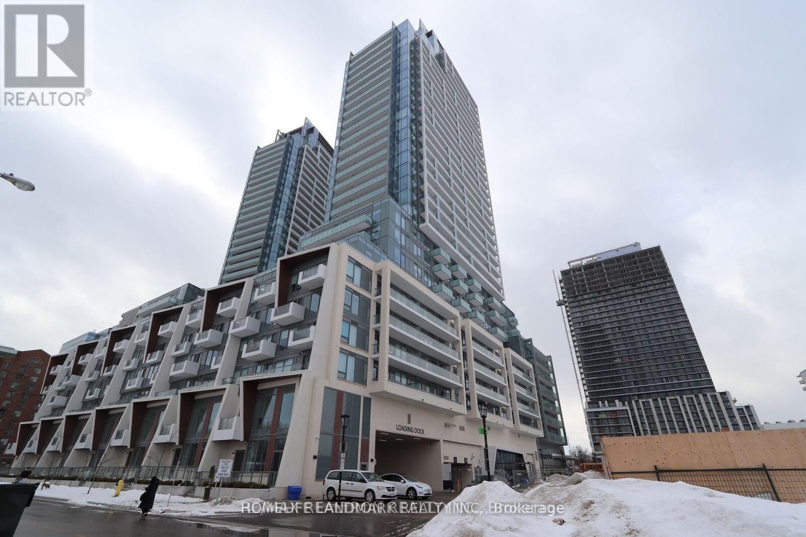 Property Photo:  7 Golden Lion Heights N1114  ON M2M 0C1 