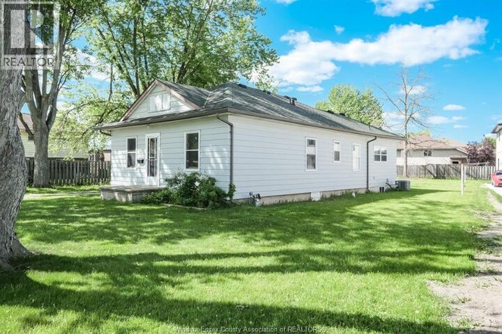Property Photo:  327 Bouffard  ON N9J 1G3 