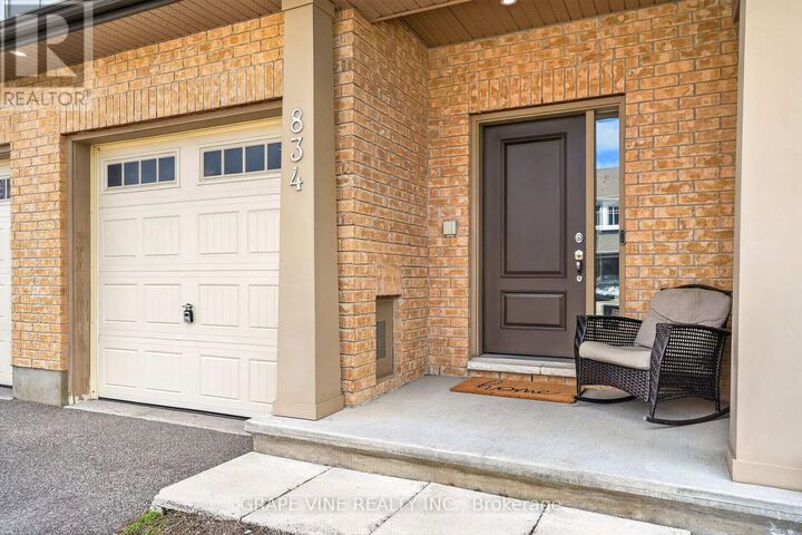 Property Photo:  834 Cedar Creek Drive  ON K1T 0N6 