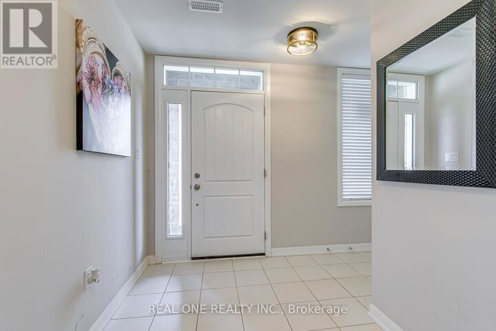Property Photo: 1402 Lakeport Crescent ON L6H 3S1