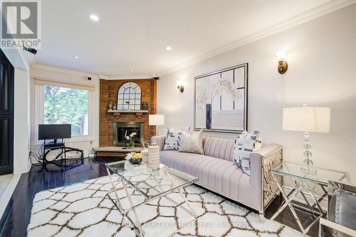 Property Photo:  58 Elson Street  ON L3S 1Y7 