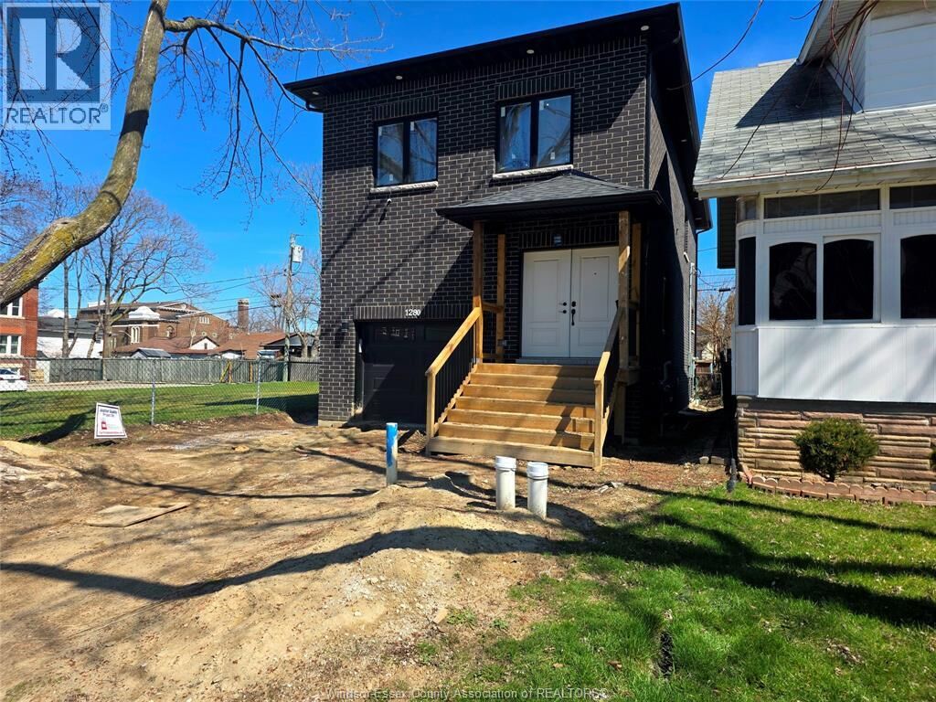 Property Photo: 1280 Dufferin Place ON N8X 3K1