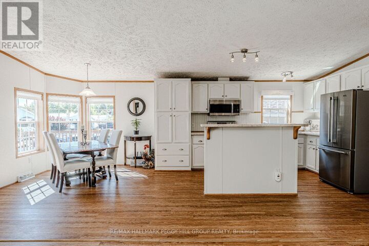 Property Photo:  4100 Wesley Street  ON L3V 0V4 