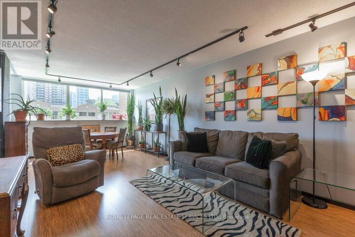 Property Photo: 15 Maitland Place 409 ON M4Y 2X3